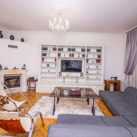 “Chp Apartment” Cluj Napoca Buitenkant foto